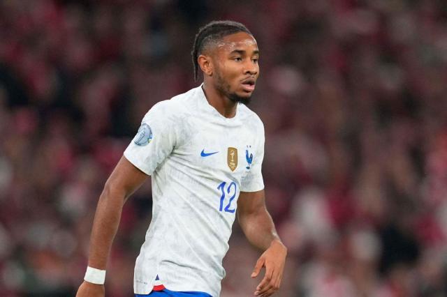 开云官网-切尔西官方：25岁法国前锋恩昆库正式加盟 签约6年