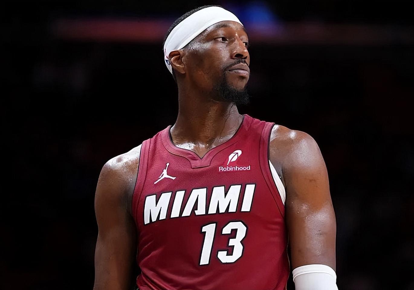 32分10助！三分球8中8！历史首人！CBA弃将创造NBA奇迹