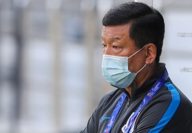 开云体育app在线下载-连续2场补时绝平玩的就是刺激？康熙：能换人就没事