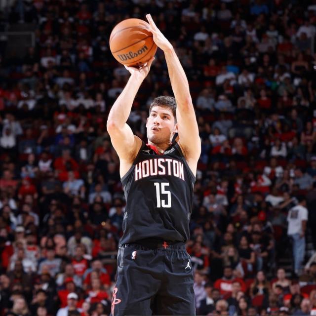 开云体育app在线下载-7记三分创新高！谢泼德“虐菜”虐出生涯之夜